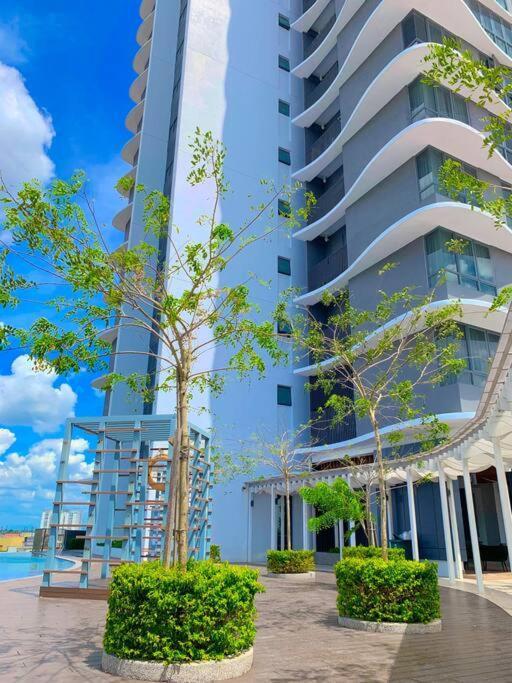 Netflix 2 Bedroom Troika Kota Bharu Homestay 1812 Ngoại thất bức ảnh