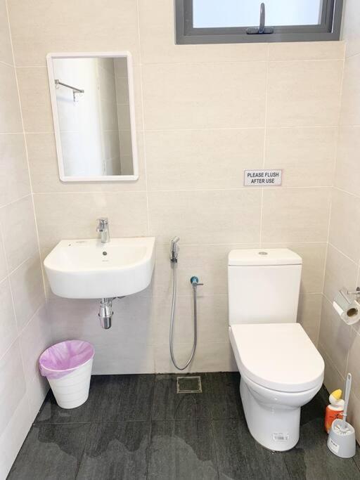 Netflix 2 Bedroom Troika Kota Bharu Homestay 1812 Ngoại thất bức ảnh